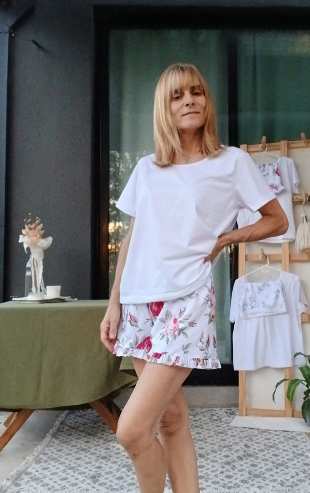 Pijama corto de verano estilo elegante, ideal para descansar en días calurosos
